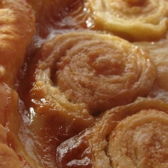 Boulangerie Bouchard - tarte au sucre - Bakeries Near Me - Isle-aux-Coudres, Quebec