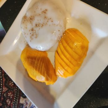 Rice By Mama - Mango Sticky Rice - Thai Near Me - Ventura, California