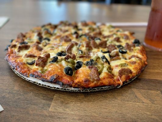 The Crust Pizza - ParkTowne Village by null