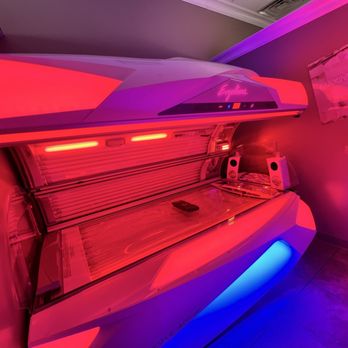 California Sun Wellness Spa - Tanning bed - Spray Tanning Near Me - Elk Grove, California California Sun Wellness Spa - Tanning bed - Spray Tanning Near Me - Elk Grove, California