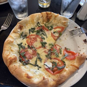 Napolis Italian Kitchen & Market - pizza Margherita Napoli Pizza - Italian Near Me - Grapevine, Texas Napolis Italian Kitchen & Market - pizza Margherita Napoli Pizza - Italian Near Me - Grapevine, Texas