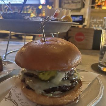 Loch Bar - LOCH BURGER - Seafood Near Me - Houston, Texas