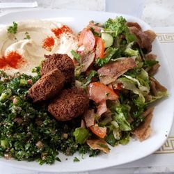 Grape Leaf Diner - Falafel salad.