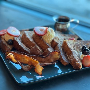 Mimosas - Mimosa Toast - American Near Me - Denver, Colorado Mimosas - Mimosa Toast - American Near Me - Denver, Colorado