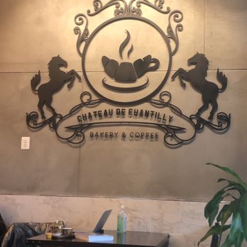 Chateau De Chantilly Cafe - Bakeries Near Me - Chantilly, Virginia