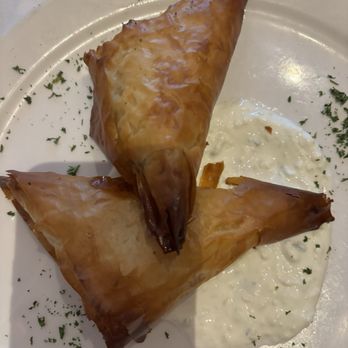 Plaka Greek Taverna - Greek Near Me - Okotoks, Alberta
