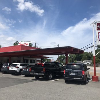 Smitty's Better-Burger - Restaurant exterior - American Near Me - Hampton, Virginia