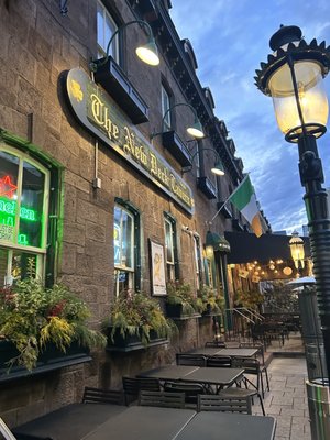 New Deck Tavern by null