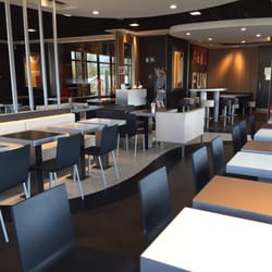 McDonald's - Boven is het drukker als er kinderen spelen.