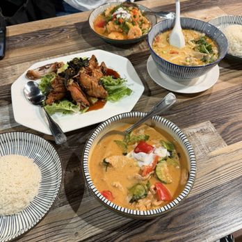 Siam Thai Kitchen - C3. CHU-CHEE FISH & SHRIMP 14. TOM YUM 22. RED CURRY 5. CHICKEN WING - Thai Near Me - Mission Viejo, California Siam Thai Kitchen - C3. CHU-CHEE FISH & SHRIMP 14. TOM YUM 22. RED CURRY 5. CHICKEN WING - Thai Near Me - Mission Viejo, California