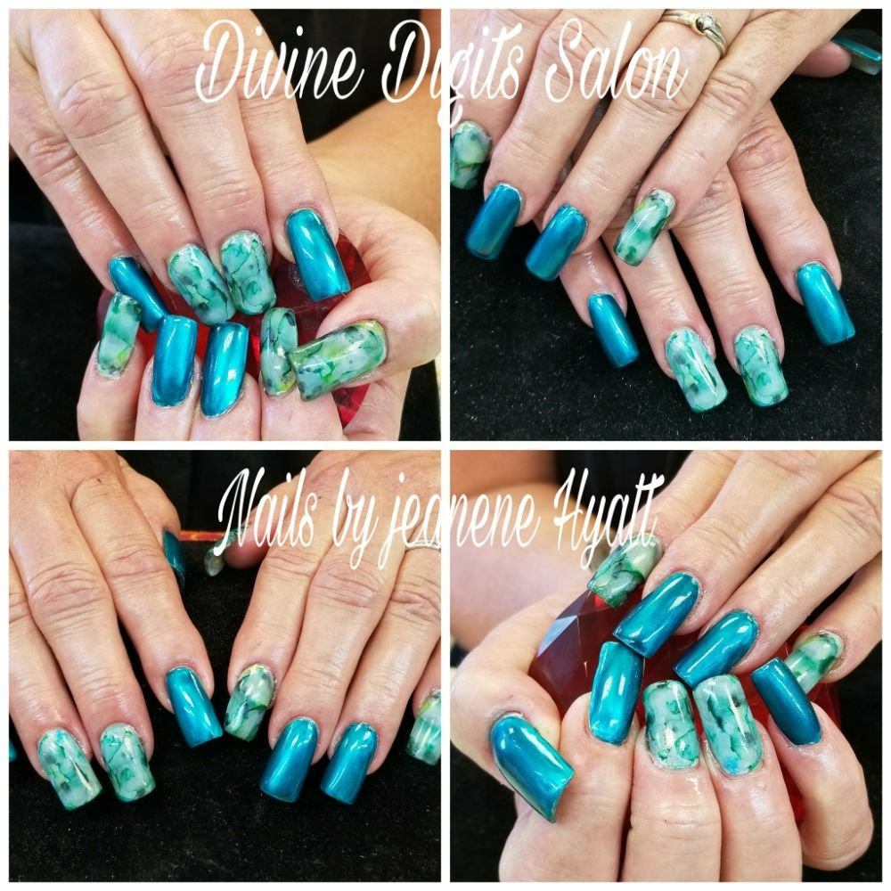 DIVINE DIGITS SALON Updated July 2024 14 Photos 115 W 3rd St