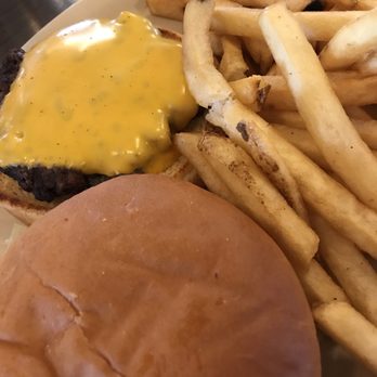 Great Sand Dunes Oasis - Cheese burger.  Cooked through and through and through.  Add lots and lots of ketchup and fixings to drown out the hockey puck consistency. - Hotels Near Me - Mosca, Colorado
