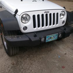 Cool Breeze Jeep Rental - Distant shot of the Jeep we rented from Cool Breeze. Do you see $150 worth of damage? We didn't either...