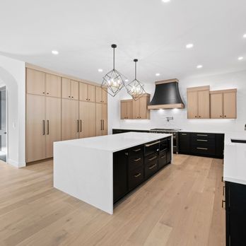 Iconic Kitchen & Bath - General Contractors Near Me - Fenton, Missouri Iconic Kitchen & Bath - General Contractors Near Me - Fenton, Missouri