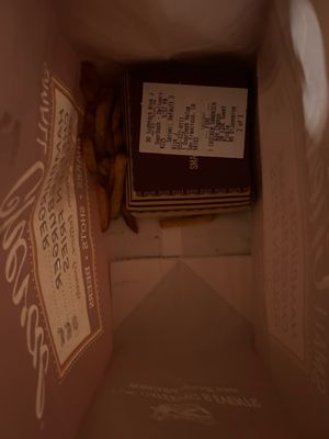 Small Cheval- Hyde Park by null