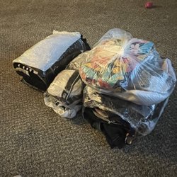 Platt Laundromat - Folded laundry packs