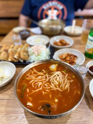 MDK Noodles (Myung Dong Kyoja) / Ramen Alley by null