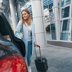 The service operates 24/7, accommodating your travel plans regardless of the time. Whether you have an early morning flight or a late-night.