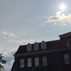 Denkmalplatz