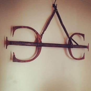 Dragonette Cellars - Wine Tasting Room Near Me - Los Olivos, California
