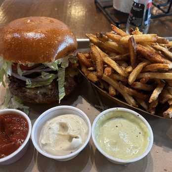 BuffBurger - Bacon cheeseburger - Burgers Near Me - Houston, Texas