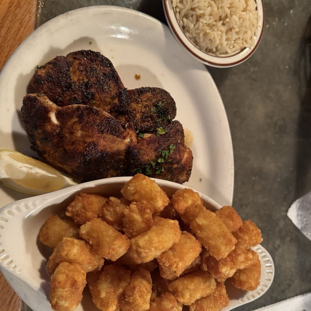 Smitty's Grille - AMAZING blackened chicken, rice, tots - Seafood Near Me - Kernersville, North Carolina Smitty's Grille - AMAZING blackened chicken, rice, tots - Seafood Near Me - Kernersville, North Carolina