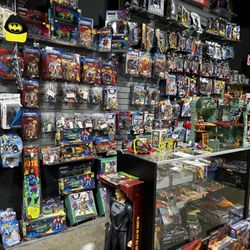 Keep It Alive Antiques and Collectables