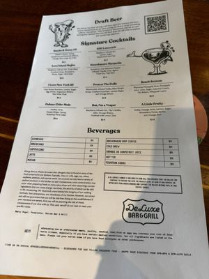 Deluxe Bar & Grill by null