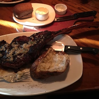 Outback Steakhouse - 32 oz ribete - Steakhouses Near Me - Wesley Chapel, Florida