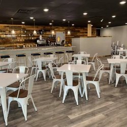 Blue Dog Bistro