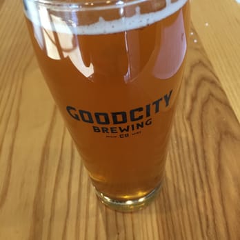 Good City Brewing - Motto | Mosaic Pale Ale 5.2% ABV - Breweries Near Me - Milwaukee, Wisconsin Good City Brewing - Motto | Mosaic Pale Ale 5.2% ABV - Breweries Near Me - Milwaukee, Wisconsin