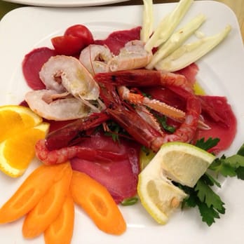 Il Portico - Crudo misto - Seafood Near Me - Calenzano, PO Il Portico - Crudo misto - Seafood Near Me - Calenzano, PO