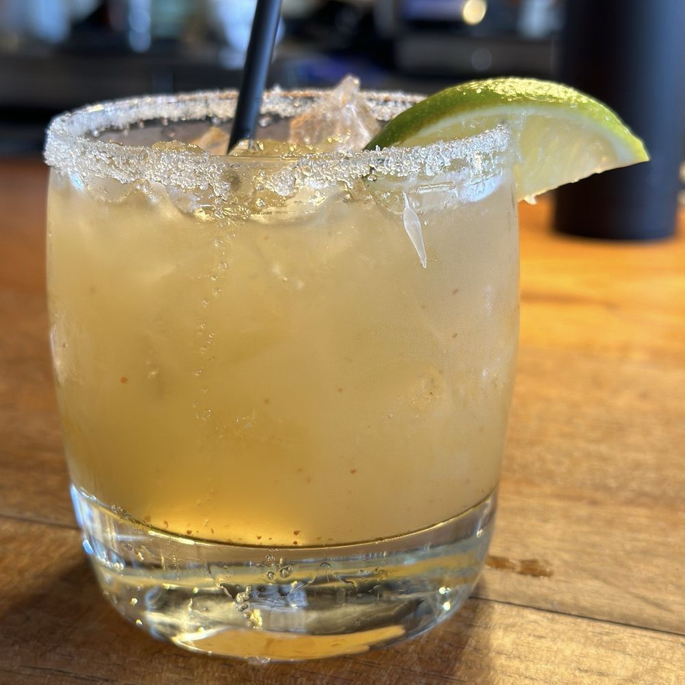 Piko Kitchen + Bar - Cocktail Bars Near Me - Honolulu, Hawaii