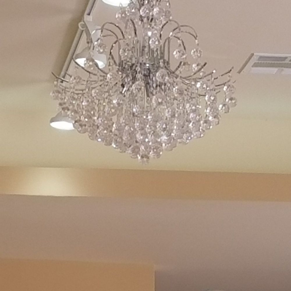 L'Amour Nails Spa - Spotted a chandelier! - Nail Salons Near Me - Tujunga, California L'Amour Nails Spa - Spotted a chandelier! - Nail Salons Near Me - Tujunga, California