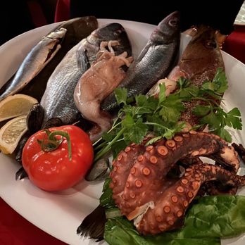 Joso's - Seafood of the week presentation - Seafood Near Me - Toronto, Ontario