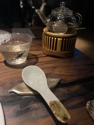 Restaurant Labyrinth by null