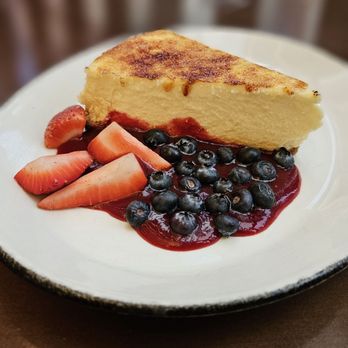 Broadway Lounge - Creme Brulee cheesecake was light and fluffy. Berries helped digest stuffed belly - Lounges Near Me - New York, New York Broadway Lounge - Creme Brulee cheesecake was light and fluffy. Berries helped digest stuffed belly - Lounges Near Me - New York, New York