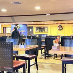 El Paisa Grill - Interior