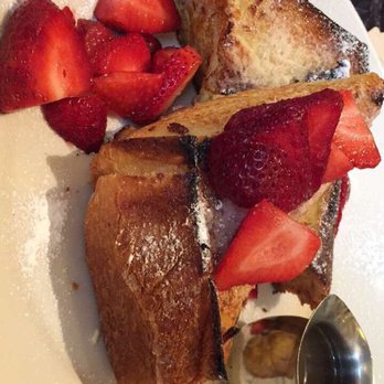 Grand Lux Cafe - French Toast - American Near Me - Paramus, New Jersey