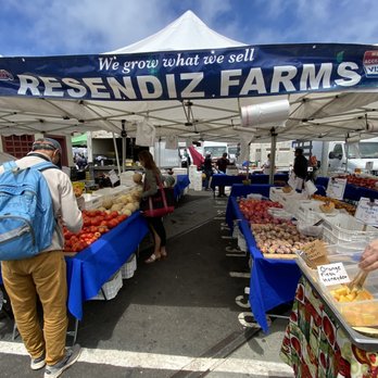 Resendiz Family Fruit Barn - Resendiz Farms at the Fort Mason Farmers Market San Francisco - Bakeries Near Me - Hughson, California Resendiz Family Fruit Barn - Resendiz Farms at the Fort Mason Farmers Market San Francisco - Bakeries Near Me - Hughson, California