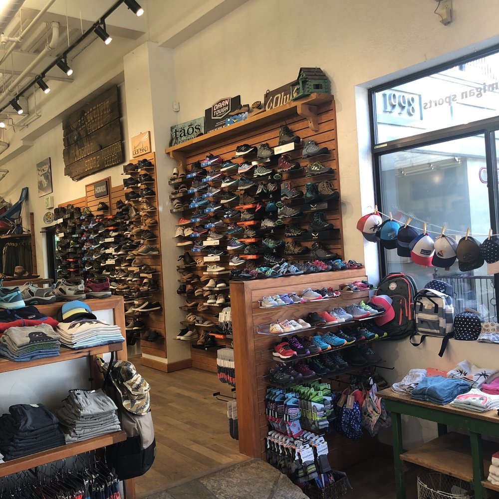 Ptarmigan Sports - Sports Wear Near Me - Edwards, Colorado Ptarmigan Sports - Sports Wear Near Me - Edwards, Colorado