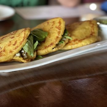 Gabbi's Mexican Kitchen - Gorditas Al Pastor with Guacamole - Mexican Near Me - Orange, California