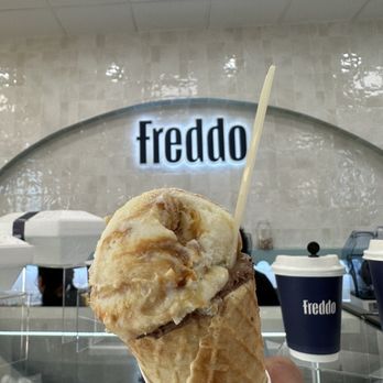 Freddo - Philippine Coconut & Freddo Chocolate - Gelato Near Me - Las Vegas, Nevada