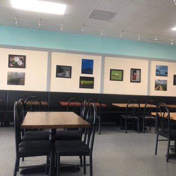 Evelyn’s Kitchen Table - Interior - Breakfast & Brunch Near Me - Kingsport, Tennessee