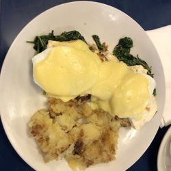 Meadowlands Diner - 385. Eggs Benedict Florentine