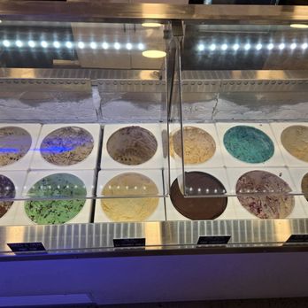 The Baked Bear - Ice Cream & Frozen Yogurt Near Me - New Brunswick, New Jersey The Baked Bear - Ice Cream & Frozen Yogurt Near Me - New Brunswick, New Jersey