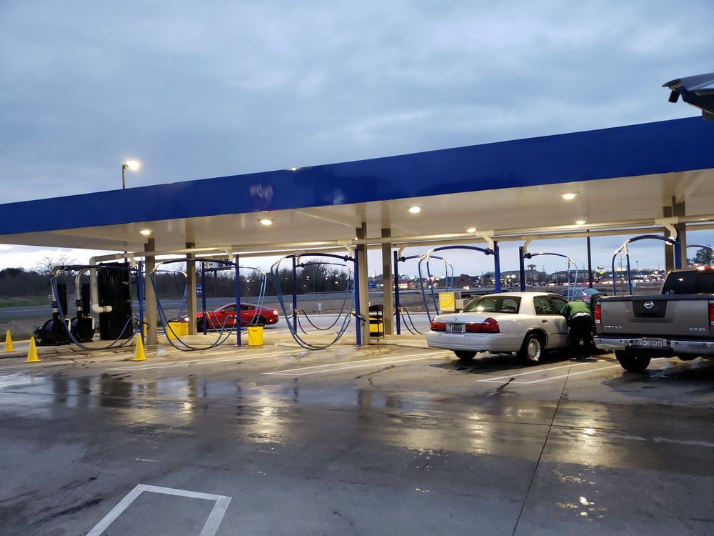 THE WASH 3 MINUTE EXPRESS CAR WASH 10547 Chantilly Pkwy, Montgomery