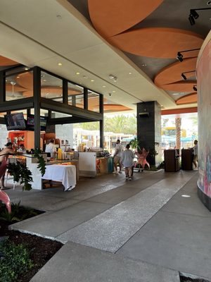 The Villas at Disneyland Hotel by null