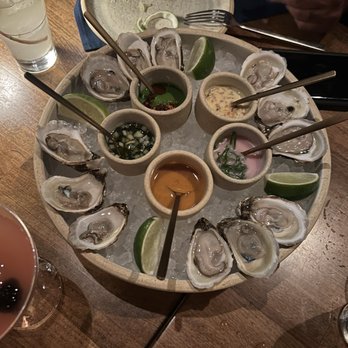 Verse - Dozen oysters - Seafood Near Me - Toluca Lake, California