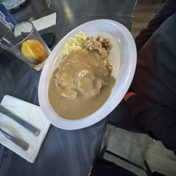 Michael's Flatbread Bar & Grill - Turkey dinner